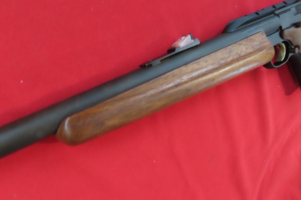Browning Buckmark .22cal sporter rifle, 18" barrel, - Like new in box, tag#