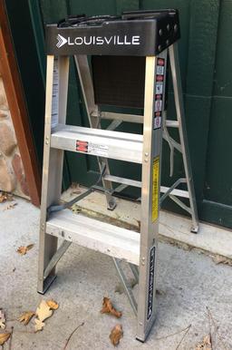 Louisville Aluminum step ladder