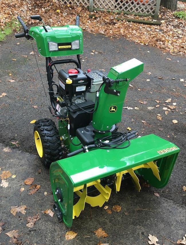 John Deere 1330SE Snowblower