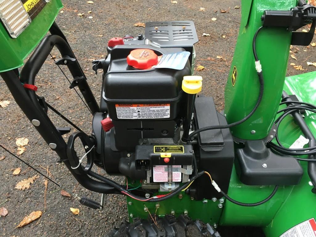 John Deere 1330SE Snowblower