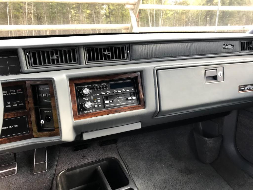 1988 Cadillac Sedan Deville