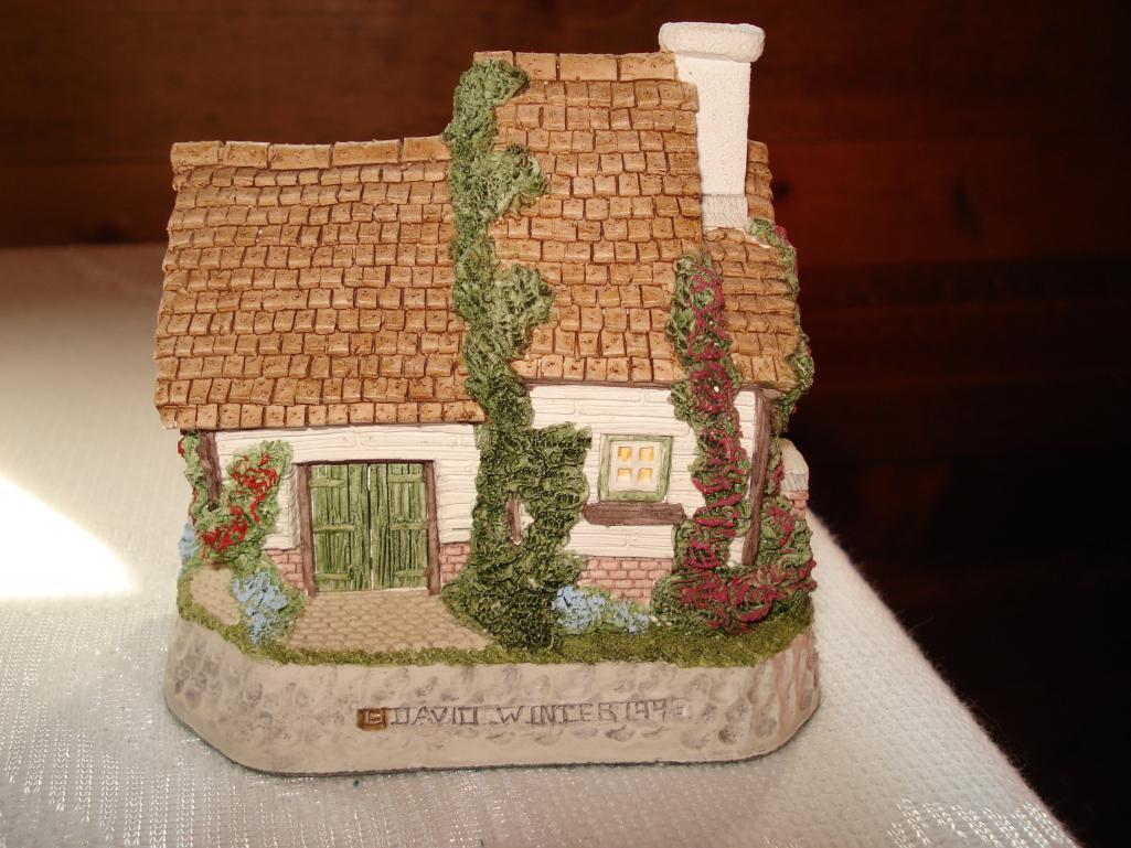 David Winter Collectibles - Village Shops and Maurice Wideman Collectible