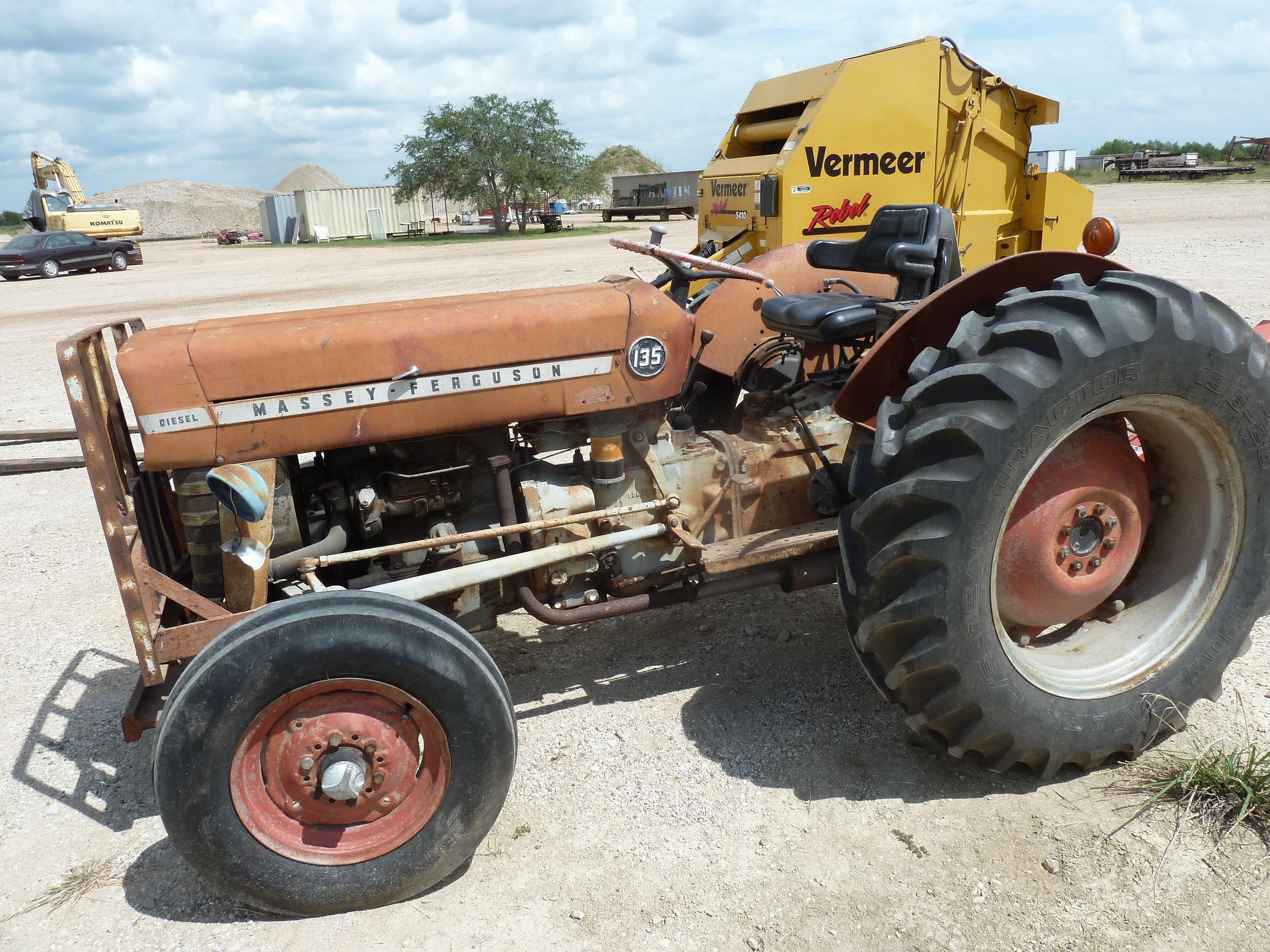 MF 135 TRACTOR DIESEL