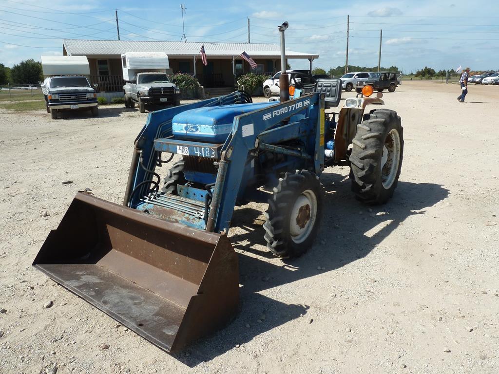 FORD 1710 TRACTOR  WITH FORD 77B FE LOADER