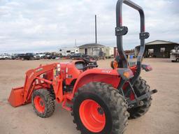 KUBOTA L2501 HST TRACTOR W/KUBOTA LA 525 FE LOADER