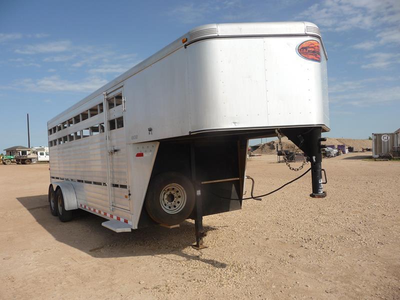 2012 SUNDOWNER 20' ALUM GN STOCK TRAILER