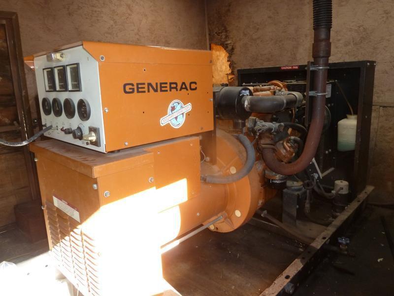 GENERAC GENERATOR IN AN ENCLOSED