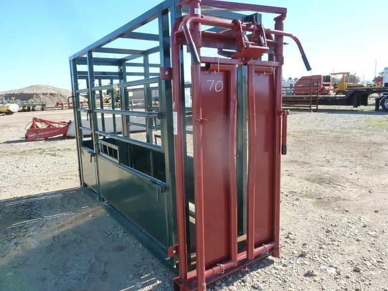 HD CATTLE CHUTE W/AUTO HEAD GATE