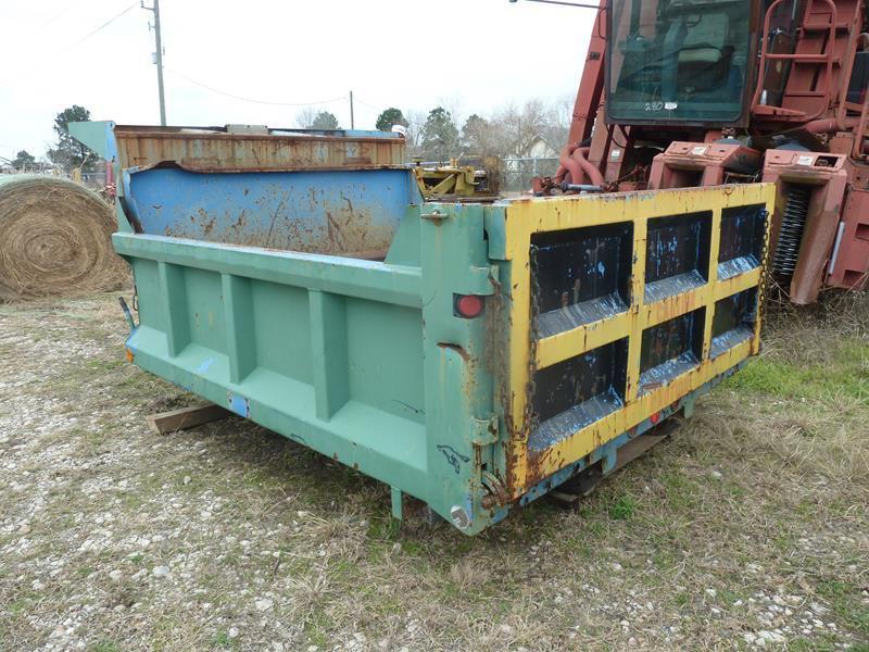 6 1/2 CUBIC YARD DUMP BED