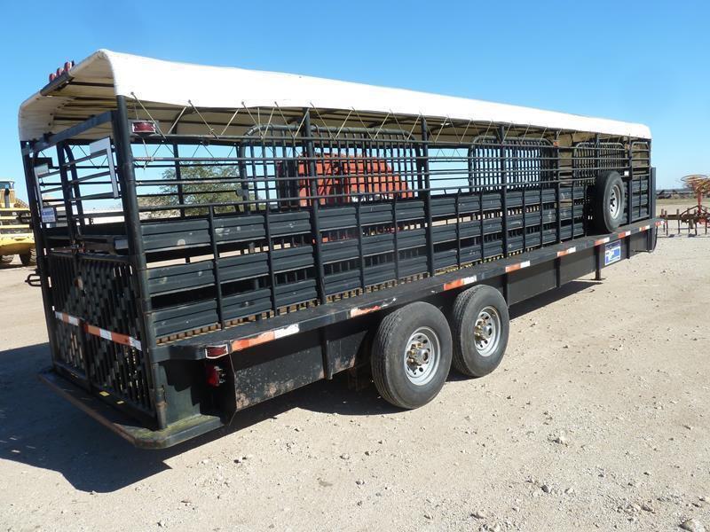 2005 GOOSENECK 28' GN STOCK TRAILER