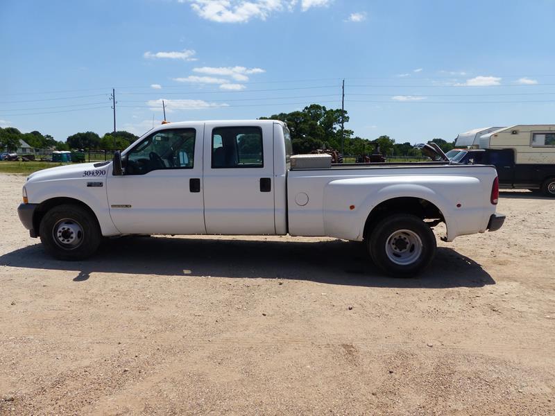 2003 FORD F350 SUPER DUTY CREW CAB TRUCK