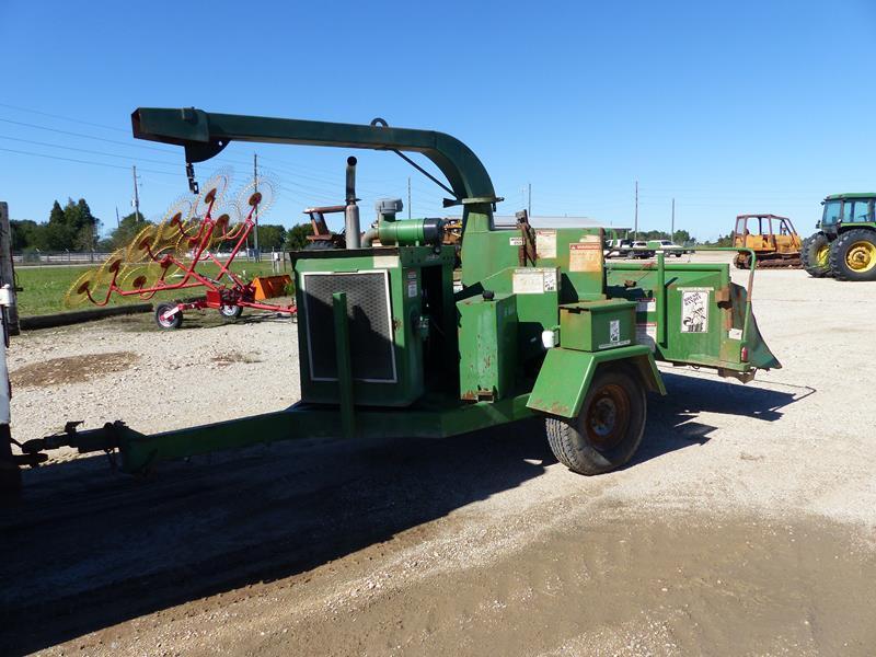 BRUSH BANDIT MODEL 250 WOOD CHIPPER