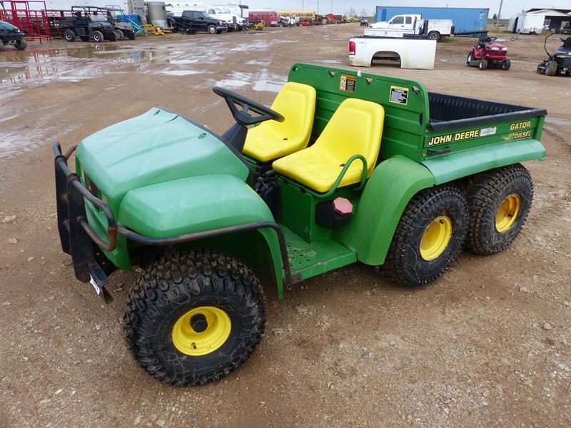 JOHN DEERE GATOR 4X6