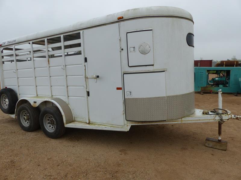 2007 CM 16' BP STOCK/HORSE TRAILER