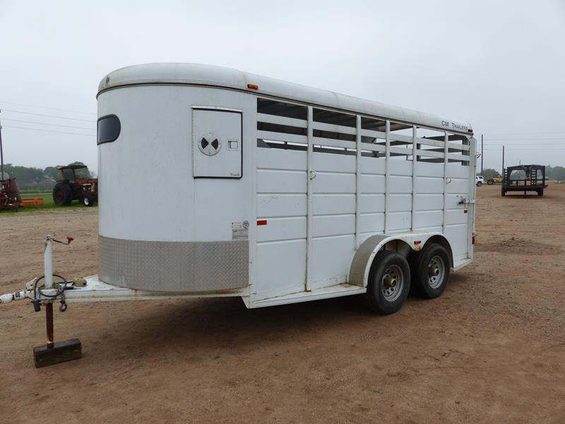 2007 CM 16' BP STOCK/HORSE TRAILER