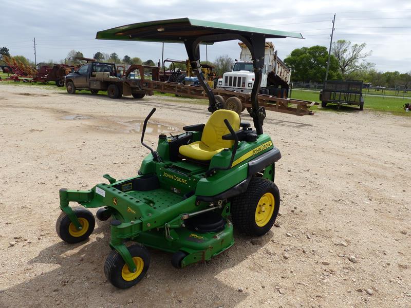 JD Z710A  ZERO TURN MOWER