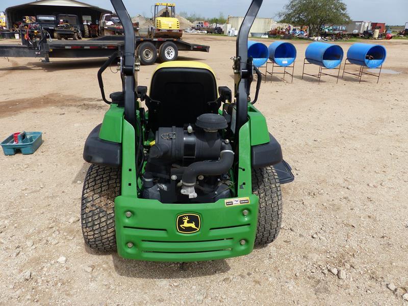 JD Z710A  ZERO TURN MOWER