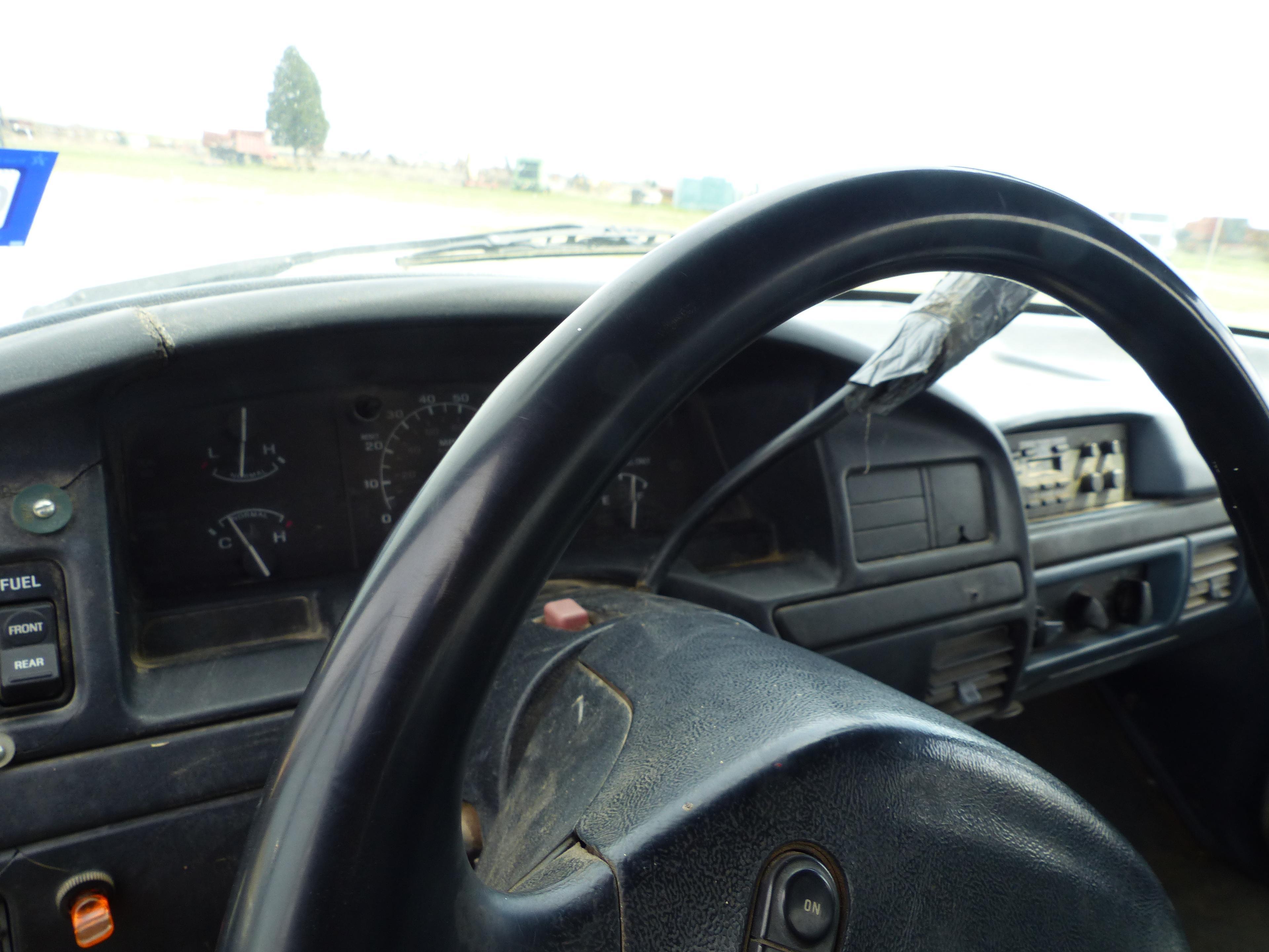 1992 FORD F150 EXTENDED CAB TRUCK