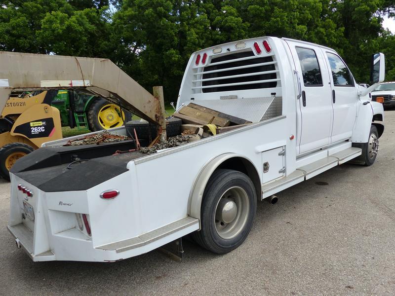 2005 CHEVROLET KODIAK REGENCY CONVERSION TRUCK