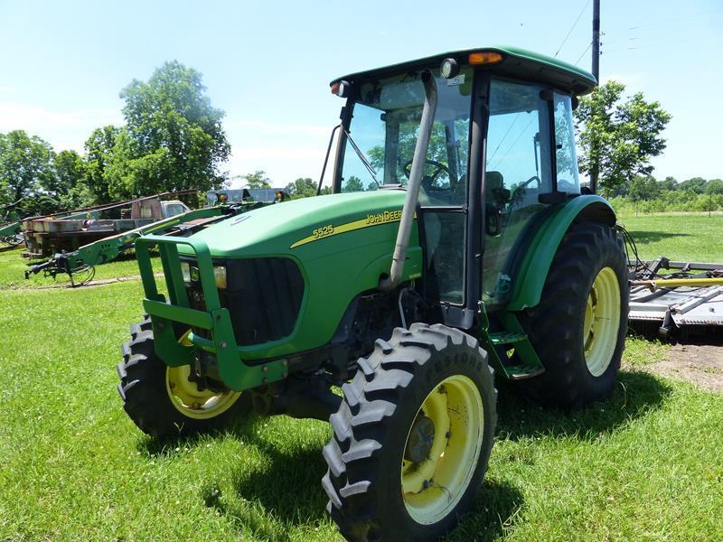 2006 JD 5525 TRACTOR