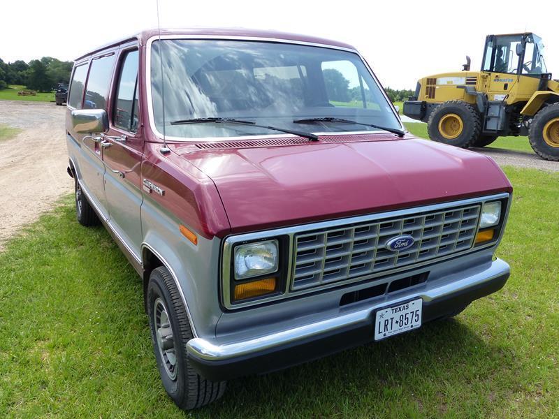 1988 FORD XLT CLUB WAGON