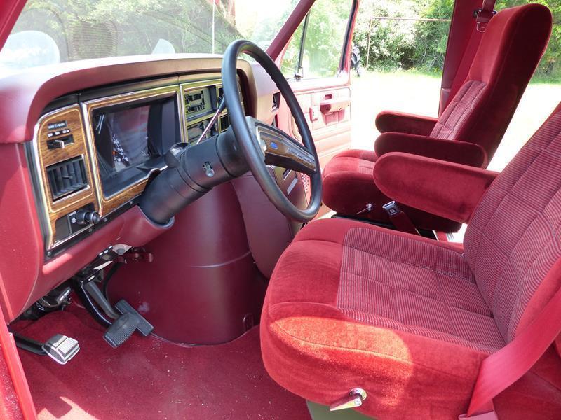 1988 FORD XLT CLUB WAGON