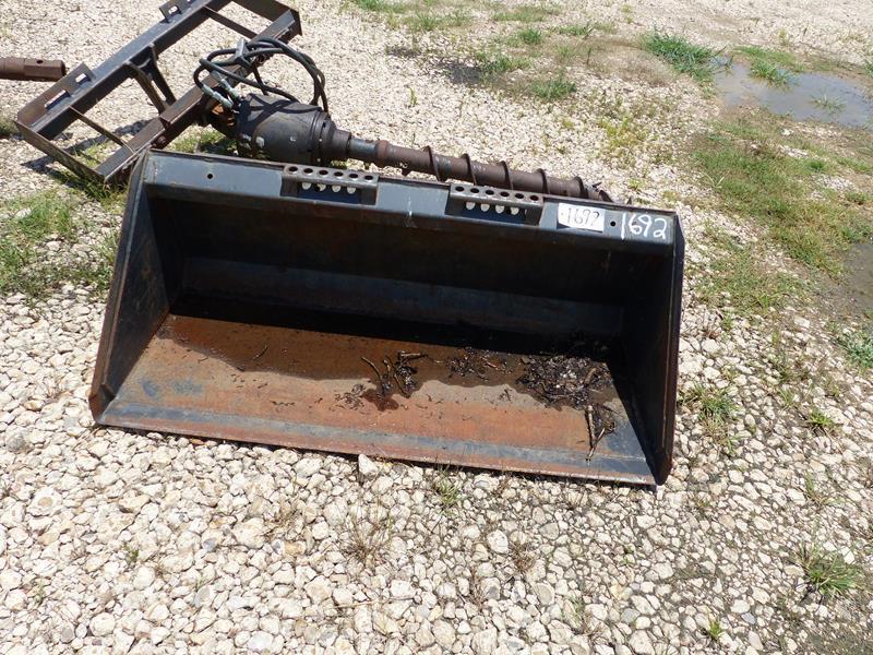 SKID STEER 54" BUCKET