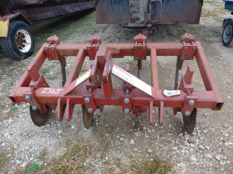 RHINO 4 SHANK PASTURE RENOVATOR W/COULTERS