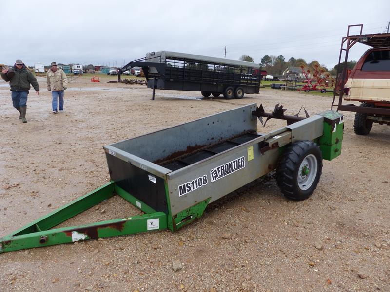 FRONTIER MS1108 MANURE SPREADER