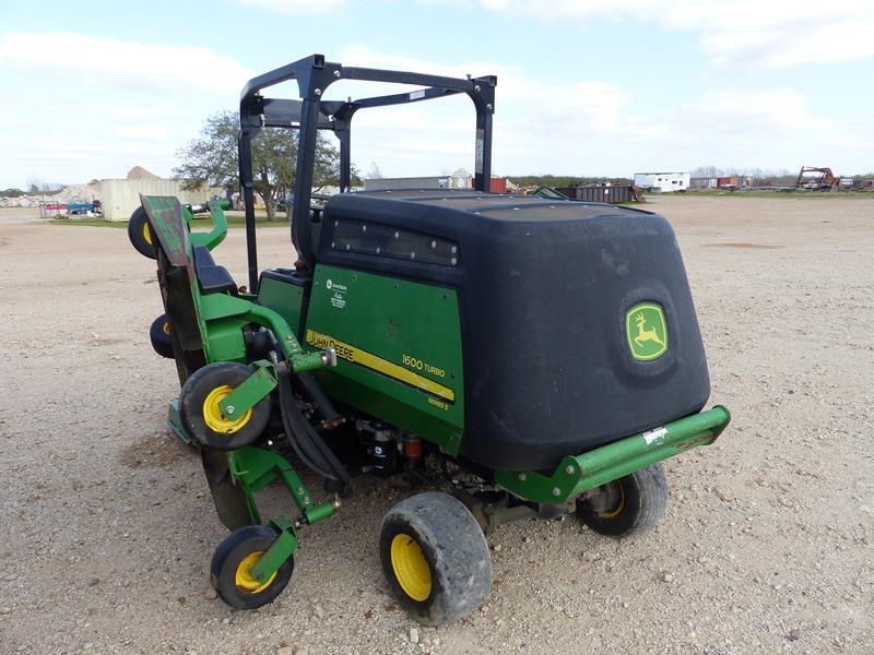 JOHN DEERE 1600 TURBO SERIES II WIDE AREA MOWER