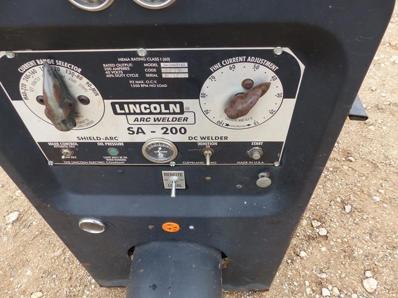 LINCOLN SA-200 ARC WELDER MODEL-SA-200-F163