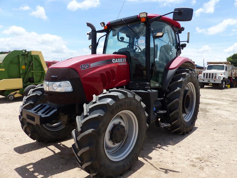 2015 CASE INTERNATIONAL 125 MAXXUM 4WD TRACTOR