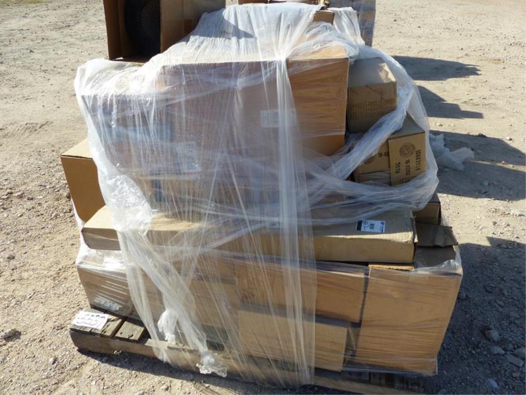 PALLET OF MISC TRACTOR & TRUCK FILTERS