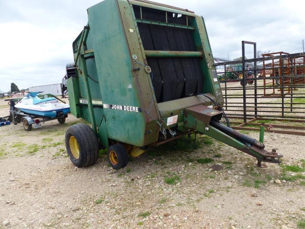 JOHN DEERE 535 ROUND BALER