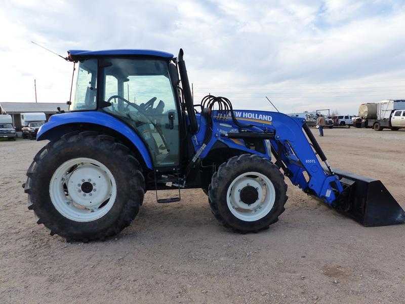 NEW HOLLAND T4.75 TRACTOR W/NH 655TL FE LOADER