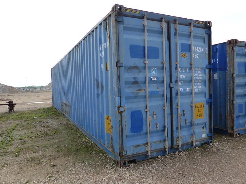 40' SHIPPING/STORAGE CONTAINER