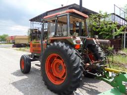 KUBOTA M8950 TRACTOR