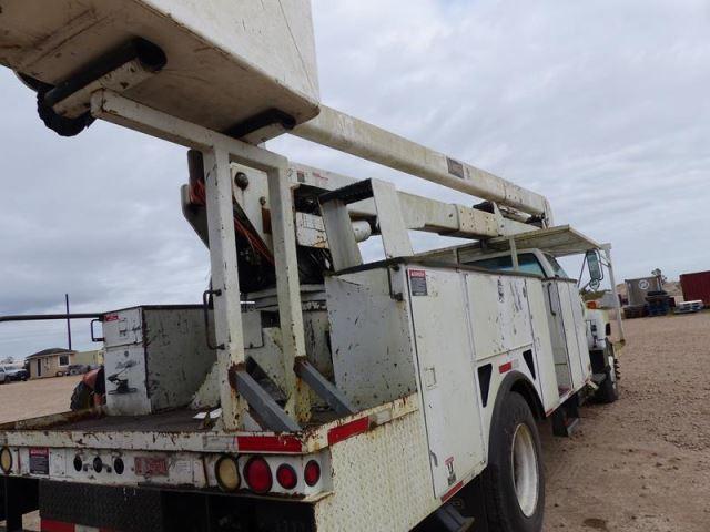 1999 GMC C7500 BUCKET TRUCK