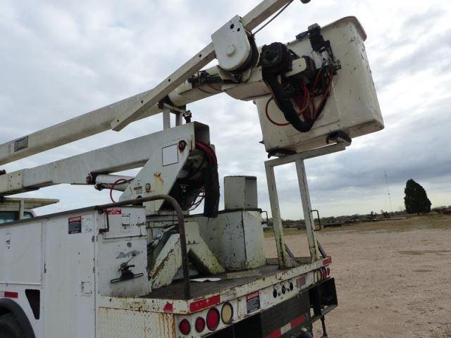 1999 GMC C7500 BUCKET TRUCK