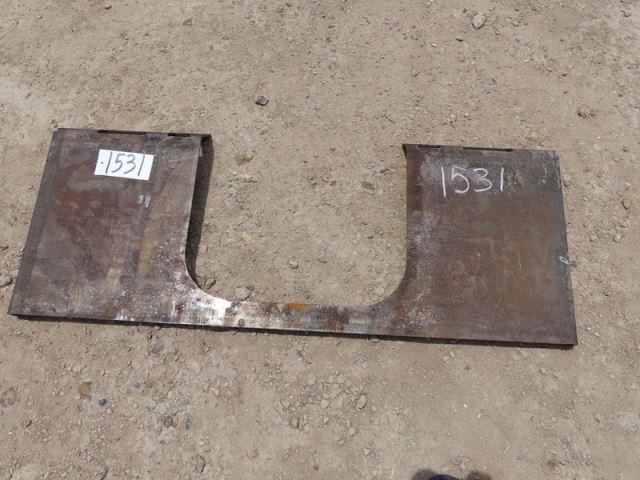 QT OPEN WELDABLE QUICK PLATE FOR SKID STEER