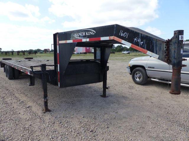 2008 RANCH KING 32' GN TRAILER