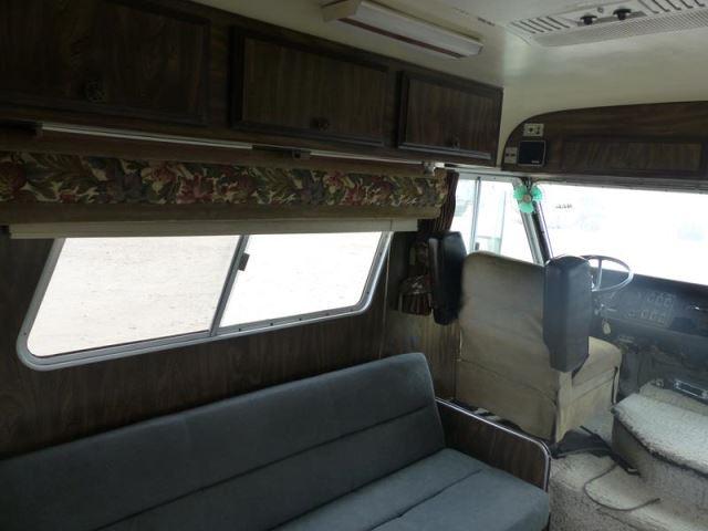 1976 APOLLO 3000 RB MOTOR HOME