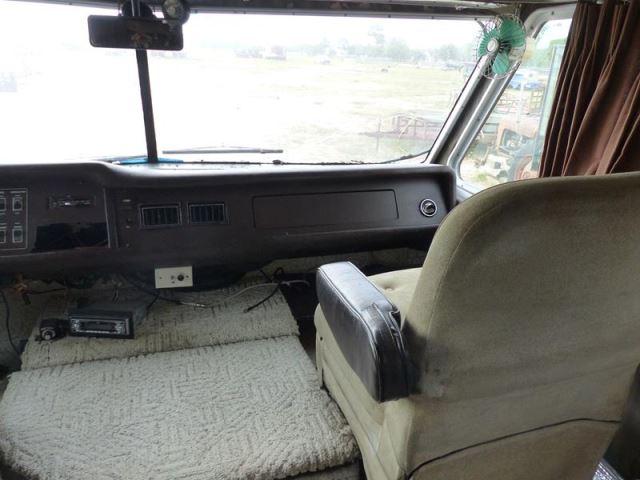 1976 APOLLO 3000 RB MOTOR HOME