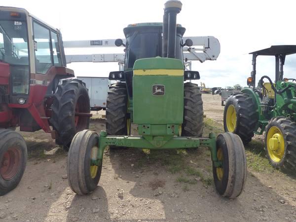 JOHN DEERE 4430 CAB TRACTOR