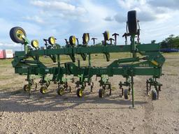 JD 845 12 ROW HYDRAULIC FOLDING CULTIVATOR