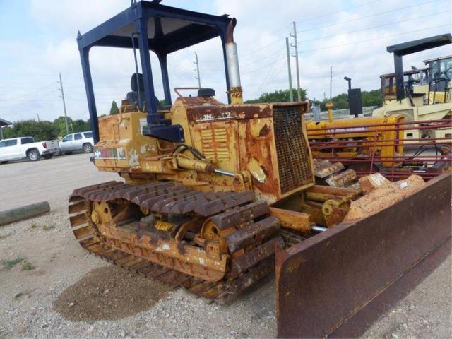 KOMATSU D31P BULLDOZER