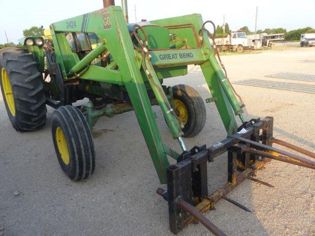 JOHN DEERE 4010 TRACTOR W/GREAT BEND 3424 FEL