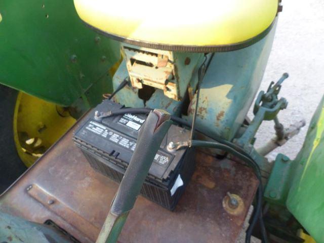 JOHN DEERE 4010 TRACTOR W/GREAT BEND 3424 FEL