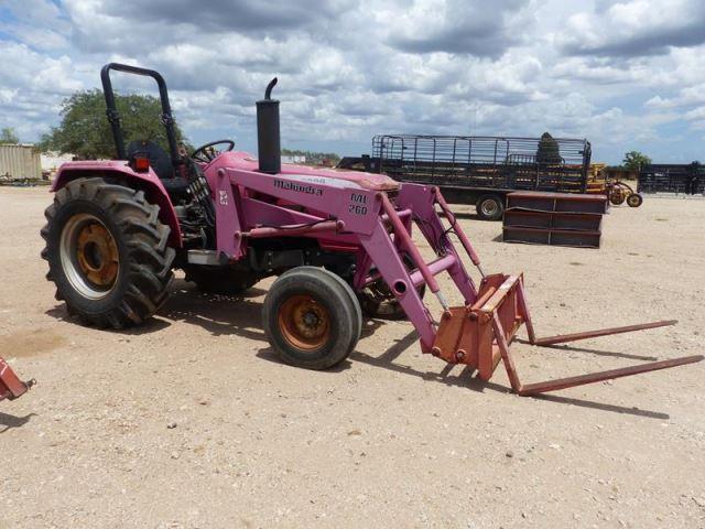 MAHINDRA 6000 TRACTOR W/ML 260 FE LOADER