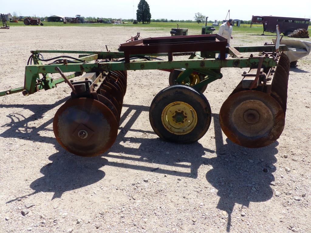 JOHN DEERE 12' OFFSET DISC